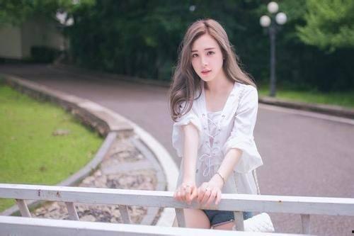 国产好姑娘相亲现场视频,甜蜜互动，笑料百出