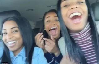 视频国产双胞胎妈妈自拍,记录母爱的温馨时光