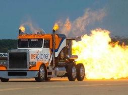 国产卡车巨大空间视频,巨大空间体验非凡