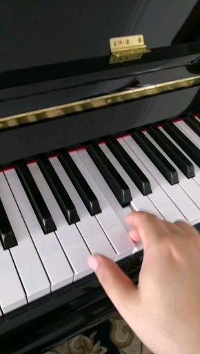 国产钢琴回弹慢吗视频,深度解析与体验分享