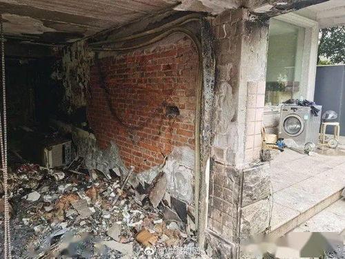 国产电瓶爆炸视频,揭秘电池隐患与防范措施